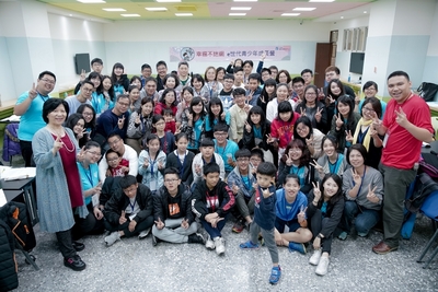 亞大舉辦幸福家庭工作坊第一梯次營隊！